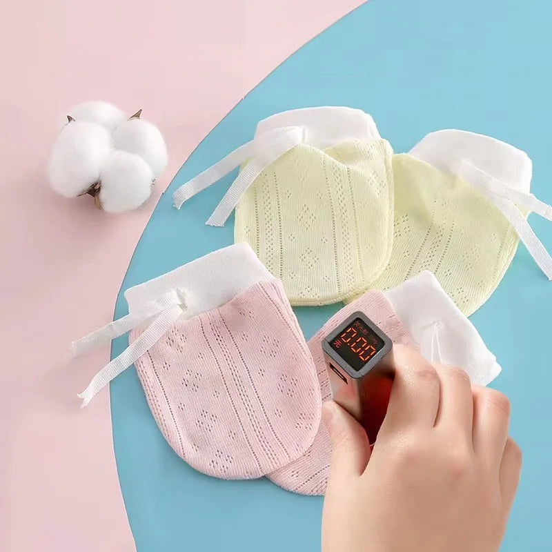 The Little Everyday Cotton Mittens