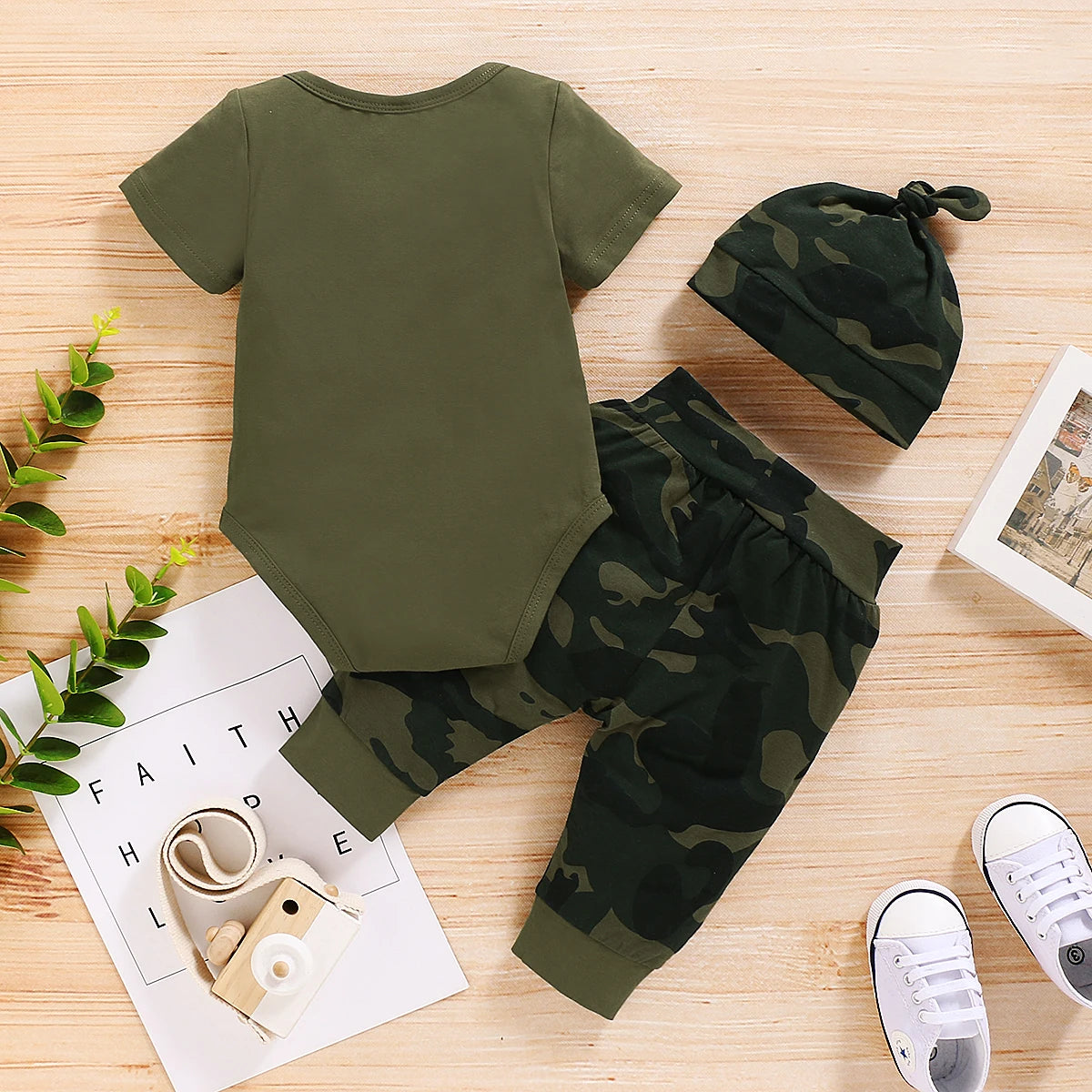 The Little Explorer Set